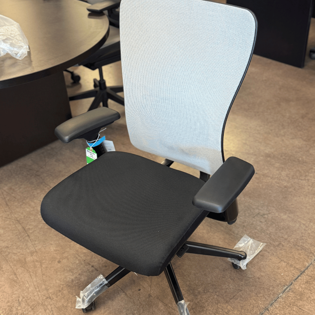 Haworth Zody Ergonomic Office Chair with Lumbar (Black Frame & Seat/Silver Mesh Back) - Best Deal Office Furniture & Apple StoreLas_Vegas