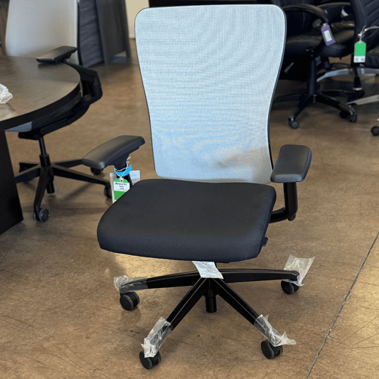 Haworth Zody Ergonomic Office Chair with Lumbar (Black Frame & Seat/Silver Mesh Back) - Best Deal Office Furniture & Apple StoreLas_Vegas