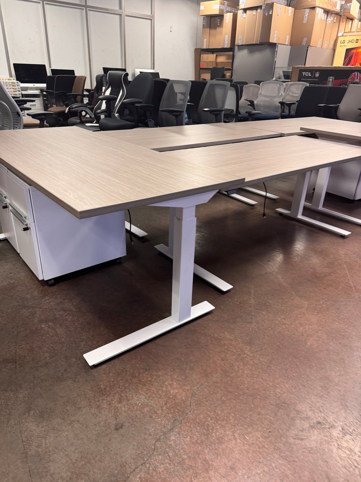 Knoll Powered Height Adjustable Standing Desk with Rolling Filing Cabinet Pedestal (69"x30") - Best Deal Office Furniture & Apple StoreLas_Vegas