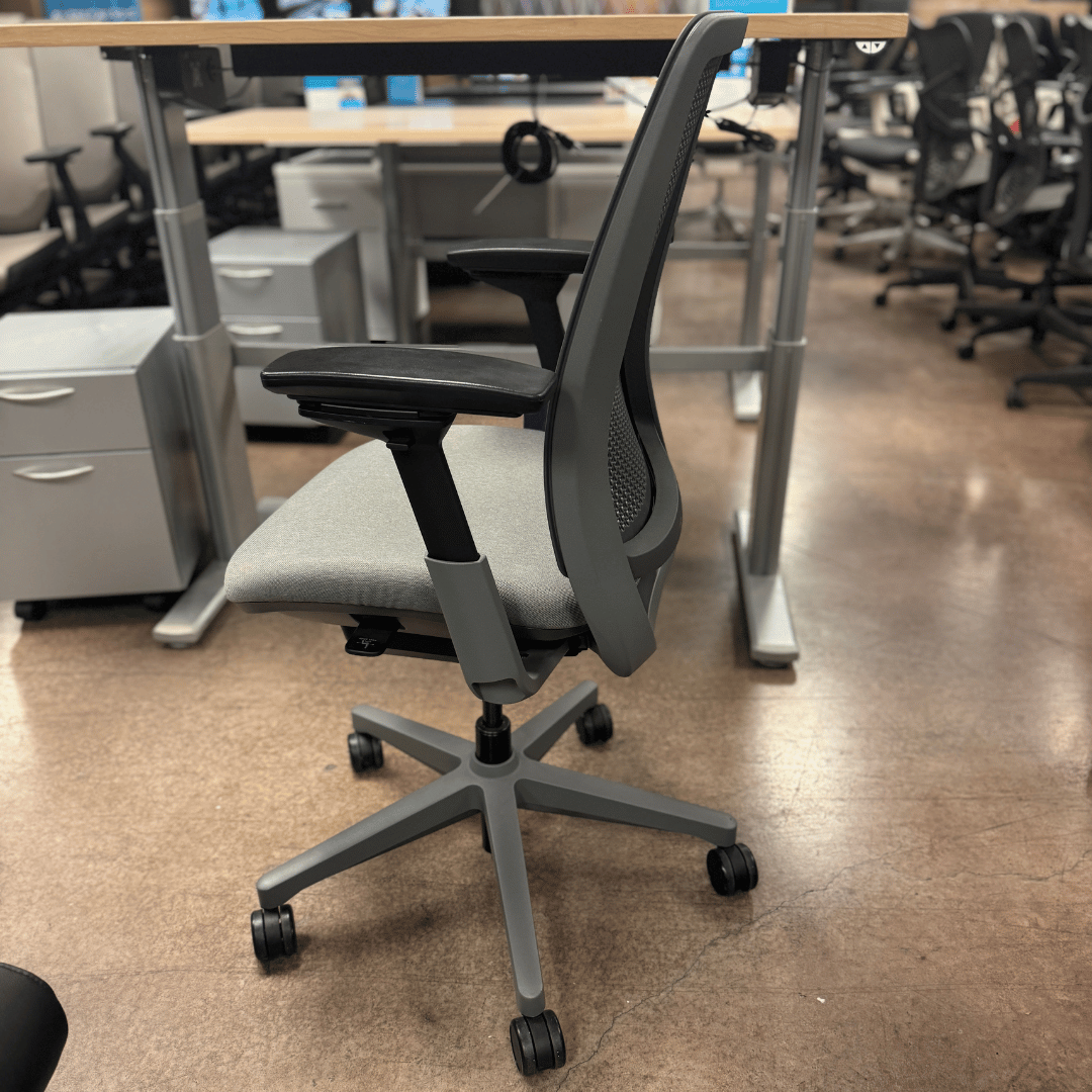 Steelcase Amia Air Ergonomic Office Chair (Night Owl Cloth/Merle) - Best Deal Office Furniture & Apple StoreLas_Vegas